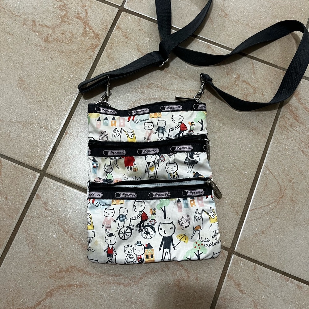 Le Sportsac crossbody/ waist pack